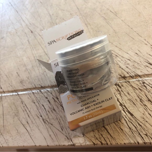 Purifying metallic  wash off mask - Picture 2 of 10